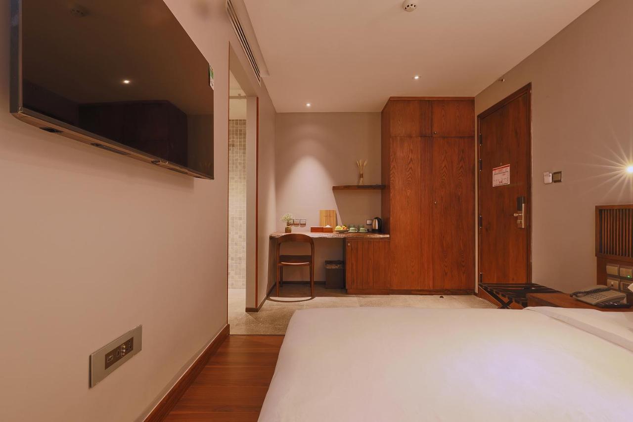 Cherry Boutique Hotel Хошимин Экстерьер фото